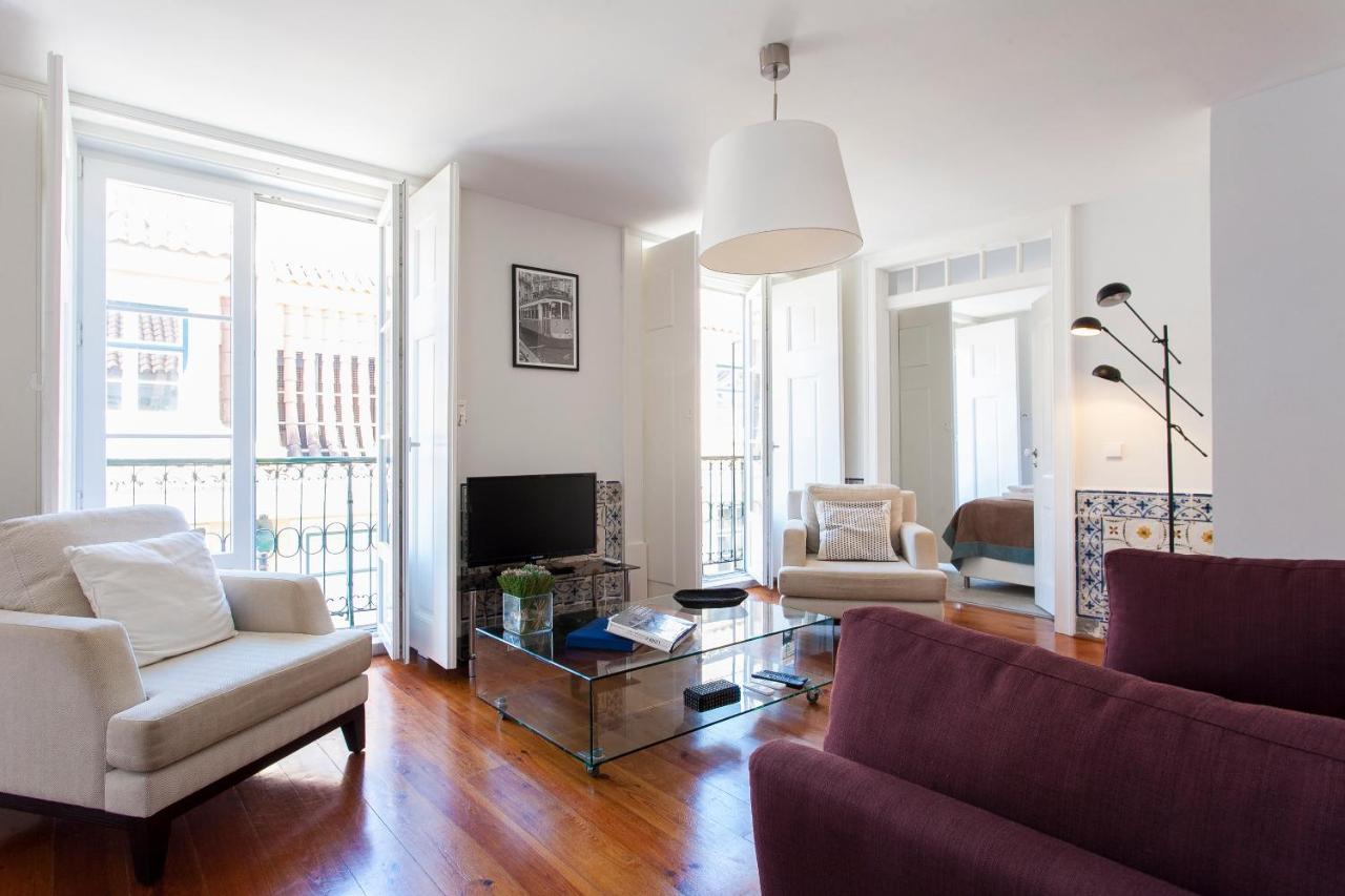 Correeiros Downtown Duplex & Deluxe Apartment Лиссабон Экстерьер фото